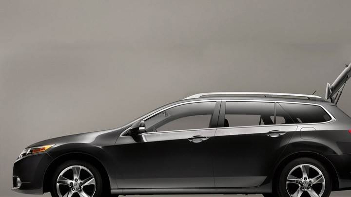 Side Pose Of 2011 Acura TSX Sport Wagon In Black